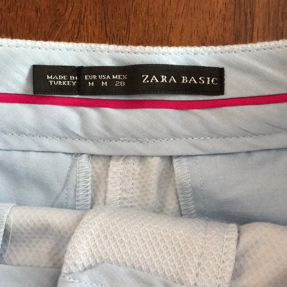 Zara Basic Shorts - Picture 3 of 4